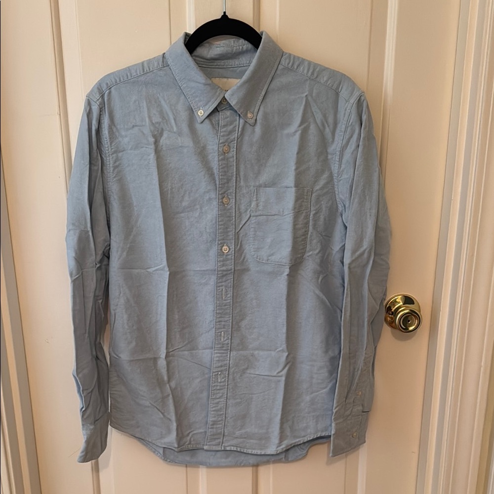 American Eagle Outfitters Light Blue Casual Button Down Shirt